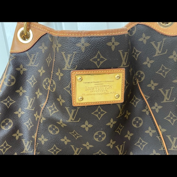 AUTHENTIC Louis Vuitton Galliera PM bag - Picture 8 of 16